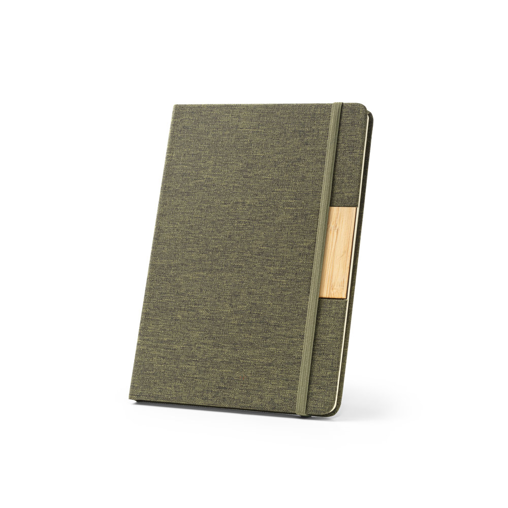 CADERNO A5 DE CAPA DURA EM TECIDO PET 100% RECICLADO, COM PÁGINAS PAUTADAS EM PAPEL 100% RECICLADO